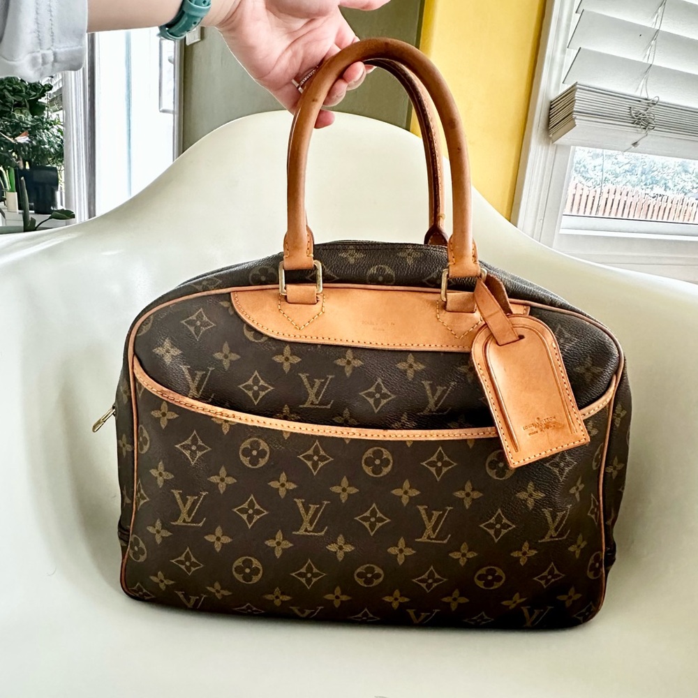 Louis Vuitton Deauville Handbag Vintage